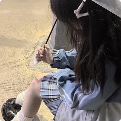 白桦林中的哨所